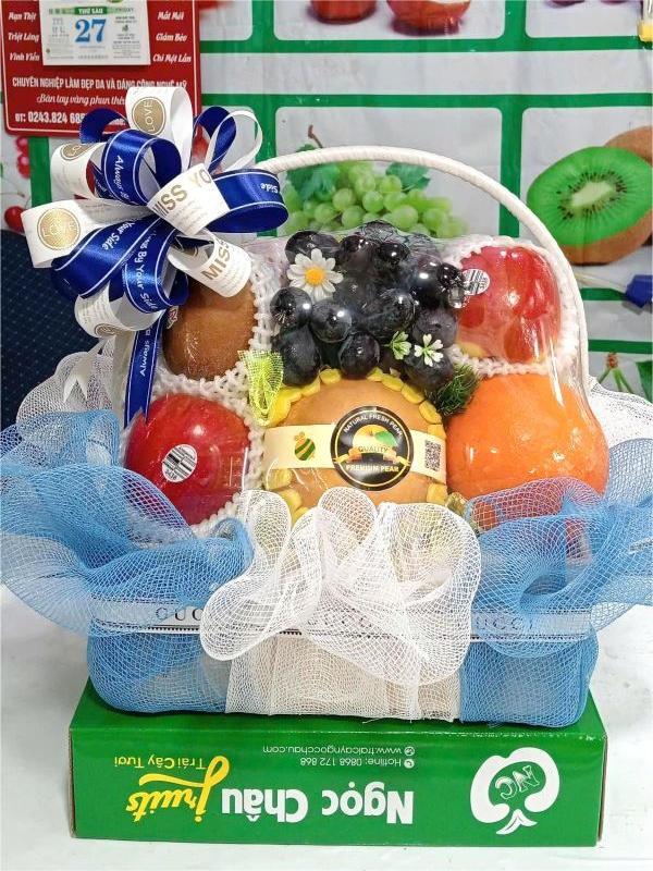 Giỏ hoa quả 200k