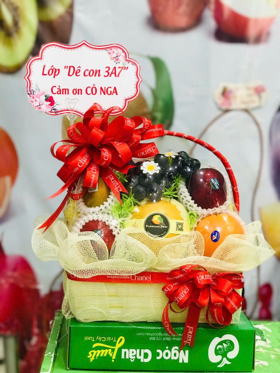 Giỏ hoa quả giá rẻ