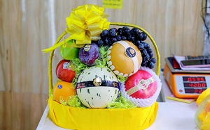 Giỏ hoa quả thắp hương, đi lễ