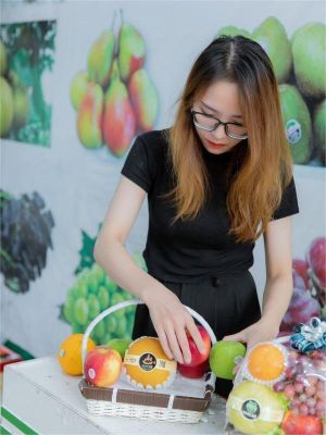 Giỏ hoa quả giá rẻ