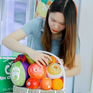 Giá giỏ hoa quả