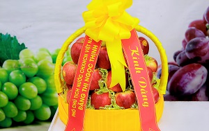 Giỏ hoa quả thắp hương, đi lễ