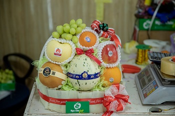 giỏ hoa quả chủ tịch nước