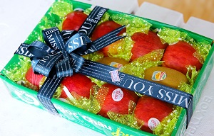 Giỏ hoa quả thắp hương, đi lễ