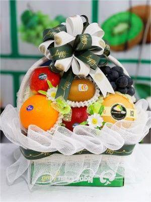 Giỏ hoa quả thăm người ốm